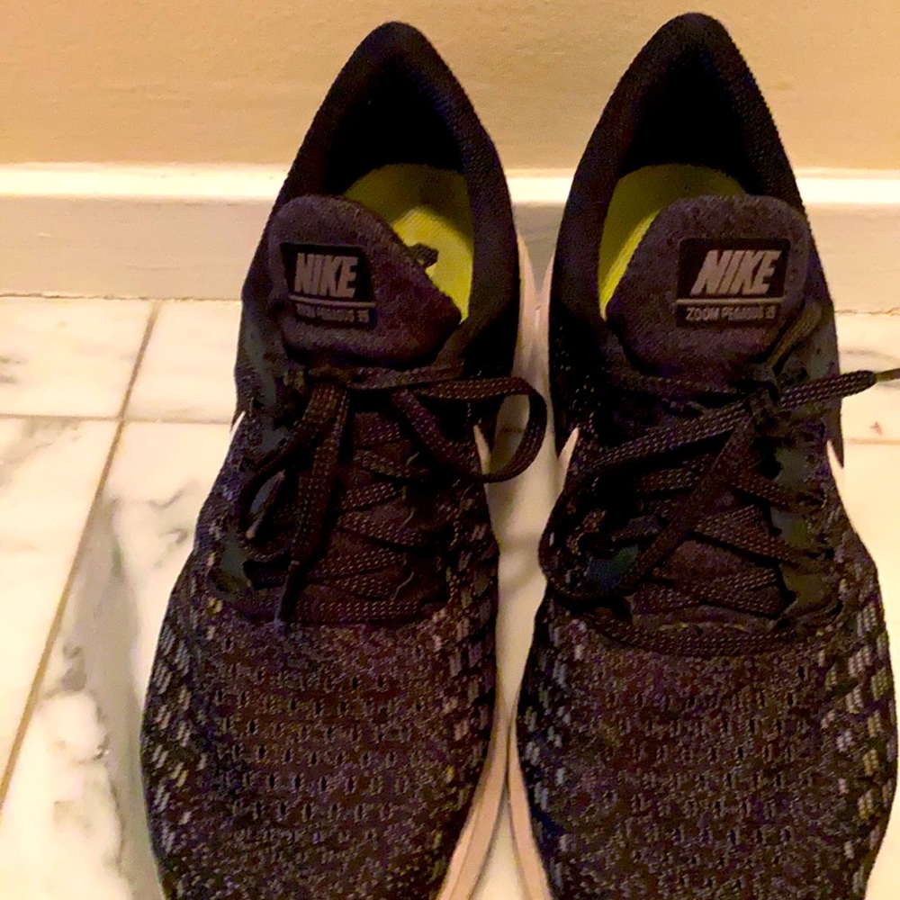 Size 9 Black Nike Zoom Pegasus 35